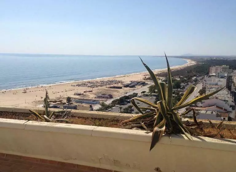 Huoneisto 1 Makuuhuone Merinäkymä, Aparthotel Guadiana