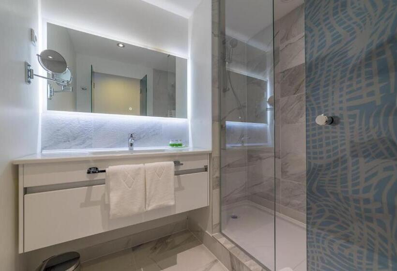 חדר משפחתי מקשר, Amadria Park Family Hotel Jakov