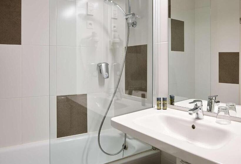 Номер Стандарт Адаптированный для Инвалидов, Best Western Hotel Wavre