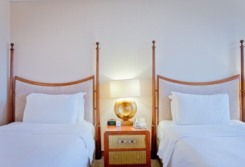 חדר קלאב, Crowne Plaza Qingdao, An Ihg