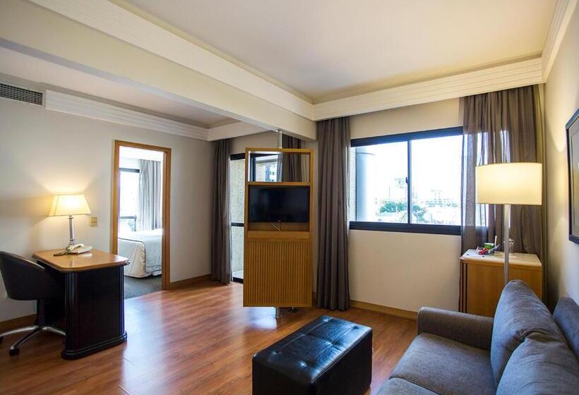 Suíte Deluxe, Estanplaza International