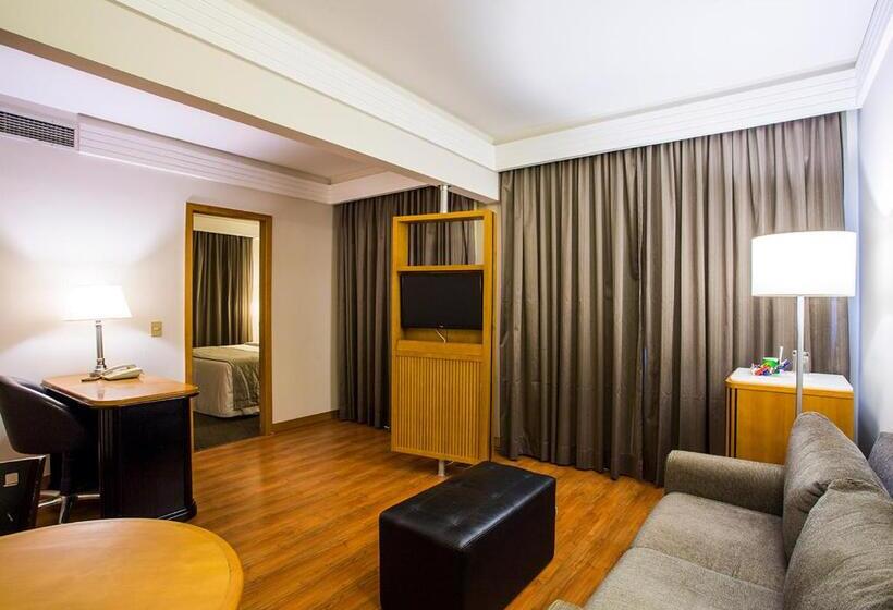 Suíte Deluxe, Estanplaza International