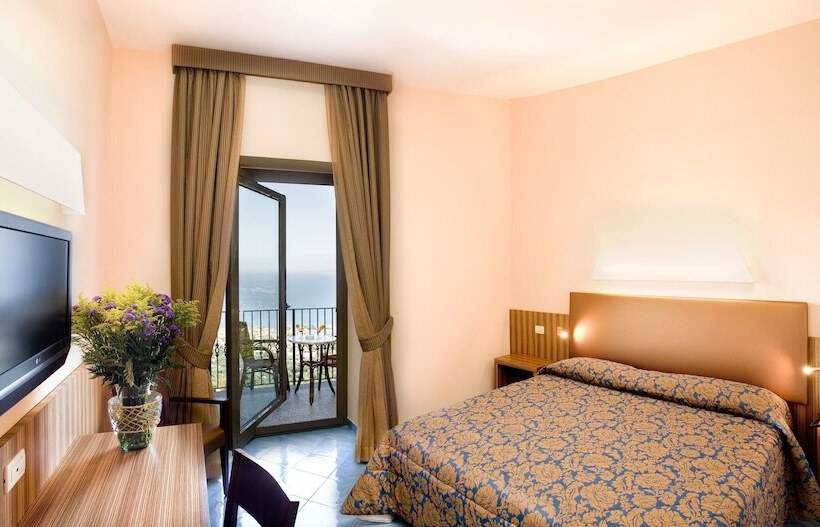 חדר סטנדרט נוף לים, Grand Hotel Due Golfi