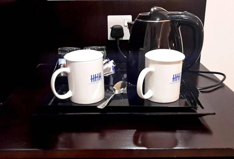 اتاق استاندارد یک نفره, Haffa House