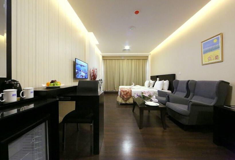 اتاق استاندارد یک نفره, Haffa House