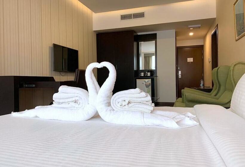 اتاق استاندارد یک نفره, Haffa House