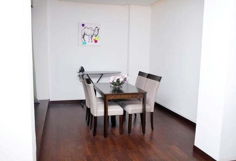 سوییت, Haffa House