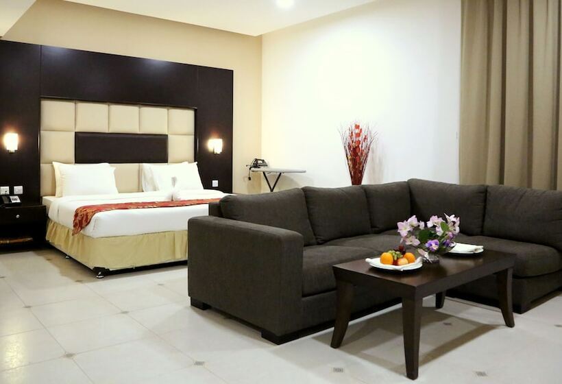 اتاق لوکس, Haffa House