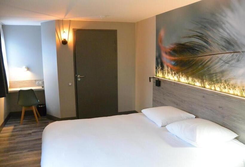 غرفة سوبيريور رباعية, Kyriad Direct Tours Sud  Chambray Les Tours