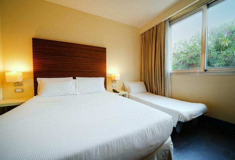 اتاق راحتی سه تخته, La Meridiana Bleisure