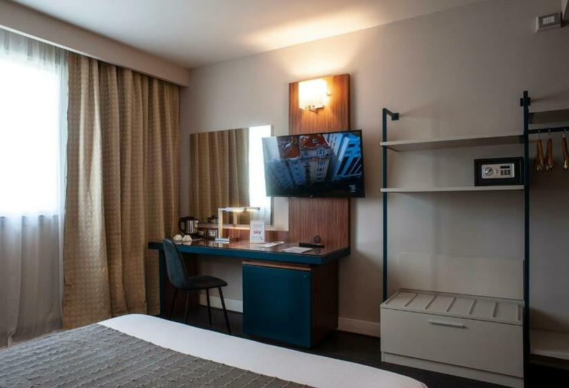 اتاق اجرایی سه نفره, La Meridiana Bleisure