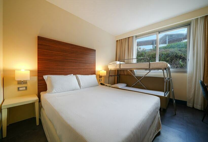 اتاق خانوادگی, La Meridiana Bleisure