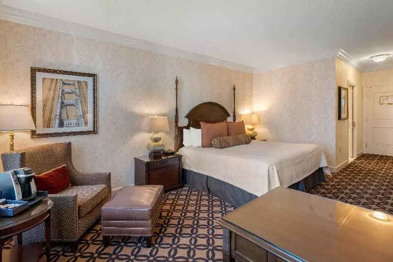اتاق پرمیوم, Omni San Francisco