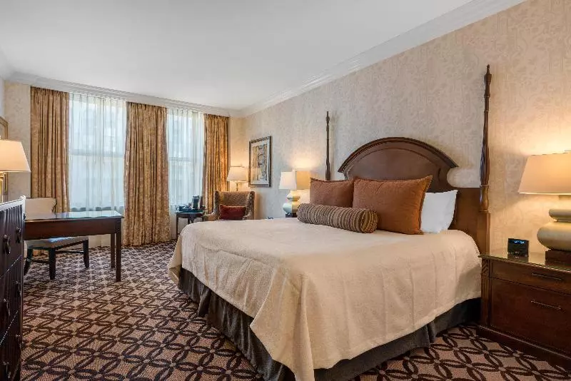 اتاق پرمیوم, Omni San Francisco
