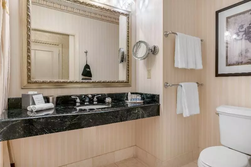 اتاق لوکس با تخت بزرگ, Omni San Francisco