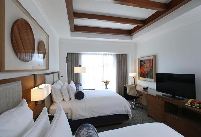 اتاق کلاب, Real Intercontinental Metrocentro Managua, An Ihg