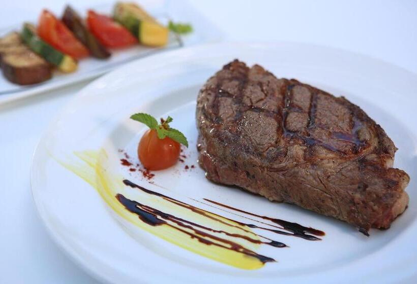اتاق کلاسیک با چشم‌انداز دریاچه, Real Intercontinental Metrocentro Managua, An Ihg