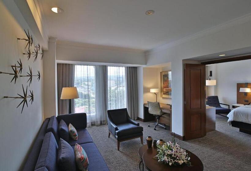 Suite with lake view, Real Intercontinental Metrocentro Managua, An Ihg