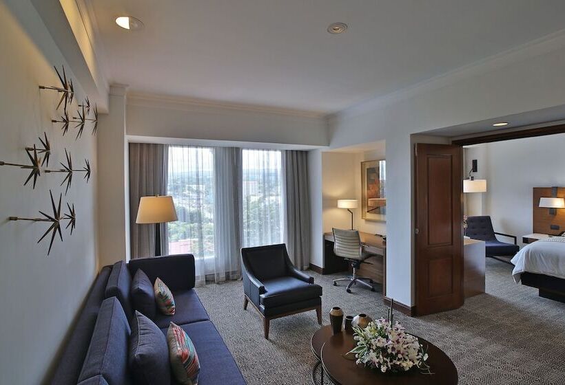 Suite with lake view, Real Intercontinental Metrocentro Managua, An Ihg