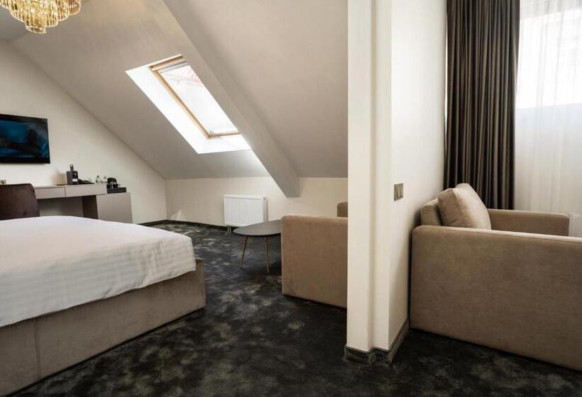 デラックスルーム, St Palace