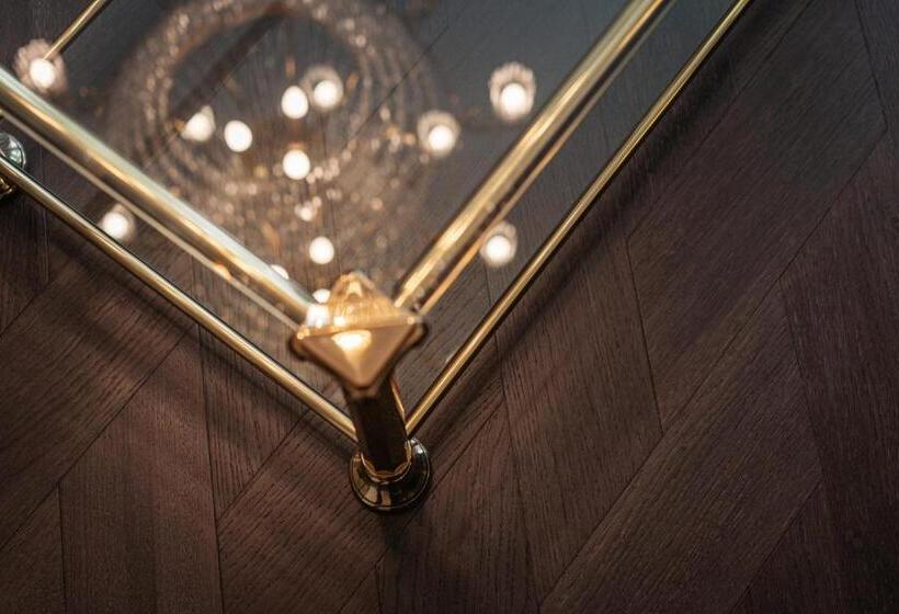 ロイヤルスイート, St Palace