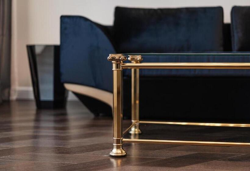 ロイヤルスイート, St Palace