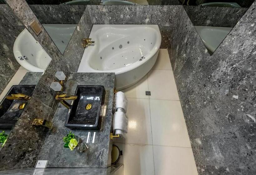 ロイヤルスイート, St Palace