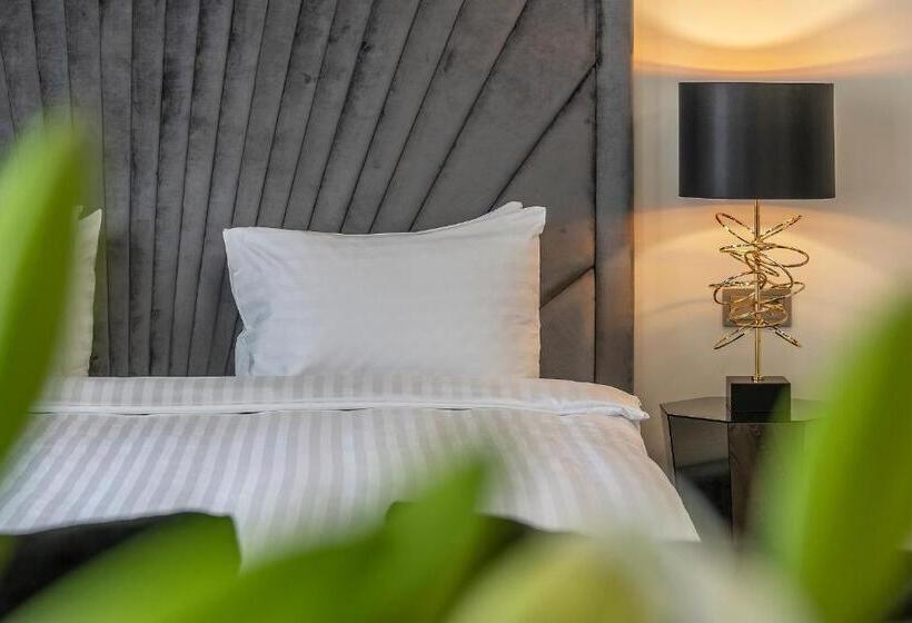 スイート, St Palace