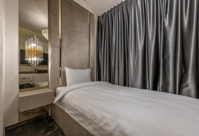 スタンダードシングルルーム, St Palace