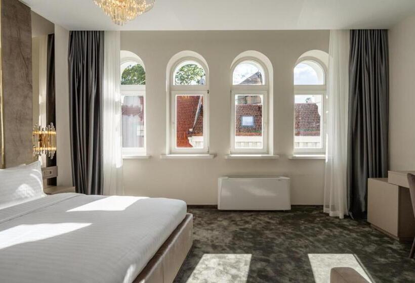 デラックスルーム, St Palace