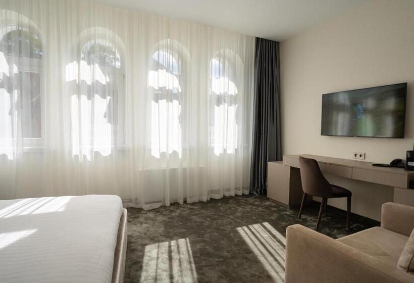 デラックスルーム, St Palace