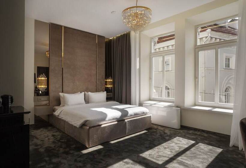 デラックスルーム, St Palace