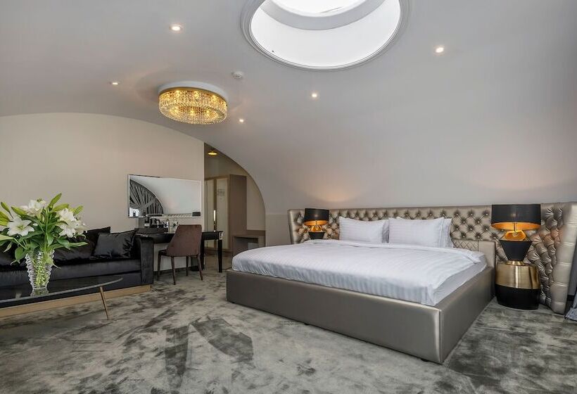 ジュニアスイート, St Palace