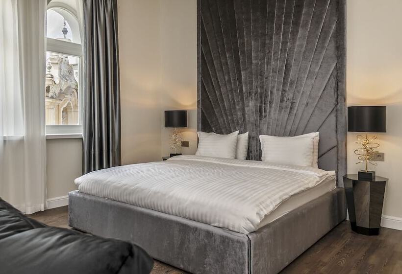 スイート, St Palace