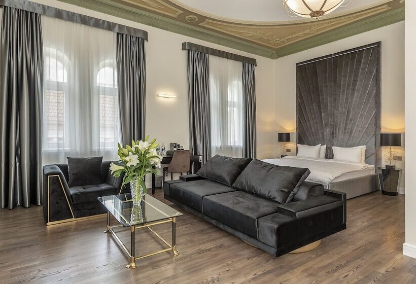 スイート, St Palace