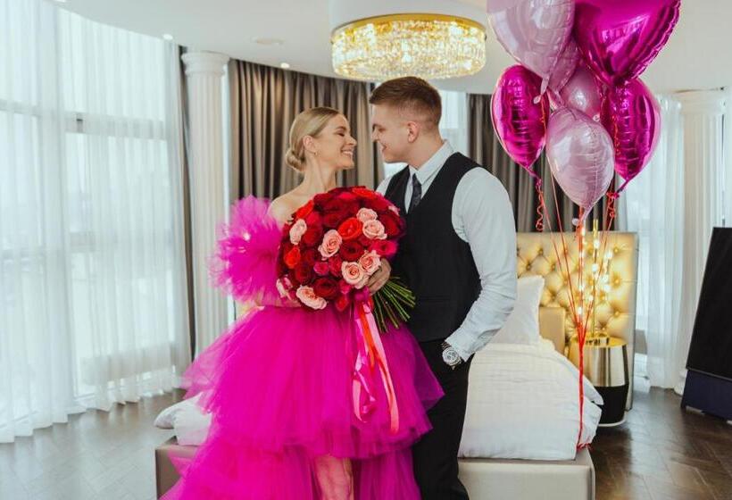 パノラミックビュースイート, St Palace