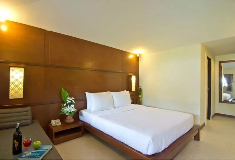 スーペリアーバンガロー, Sunshine Garden Resort