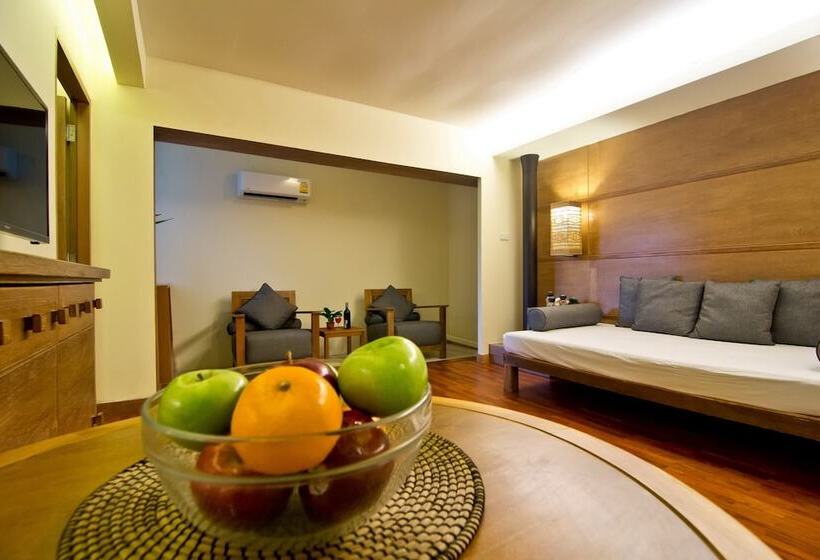 스탠다드 스튜디오, Sunshine Garden Resort