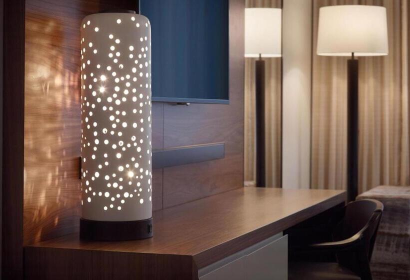 Номер Deluxe Кровать Кинг, The Westin Charlotte