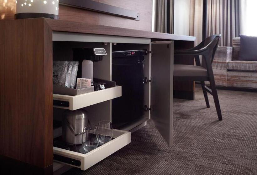 חדר סטנדרט עם מיטת קינג, The Westin Charlotte