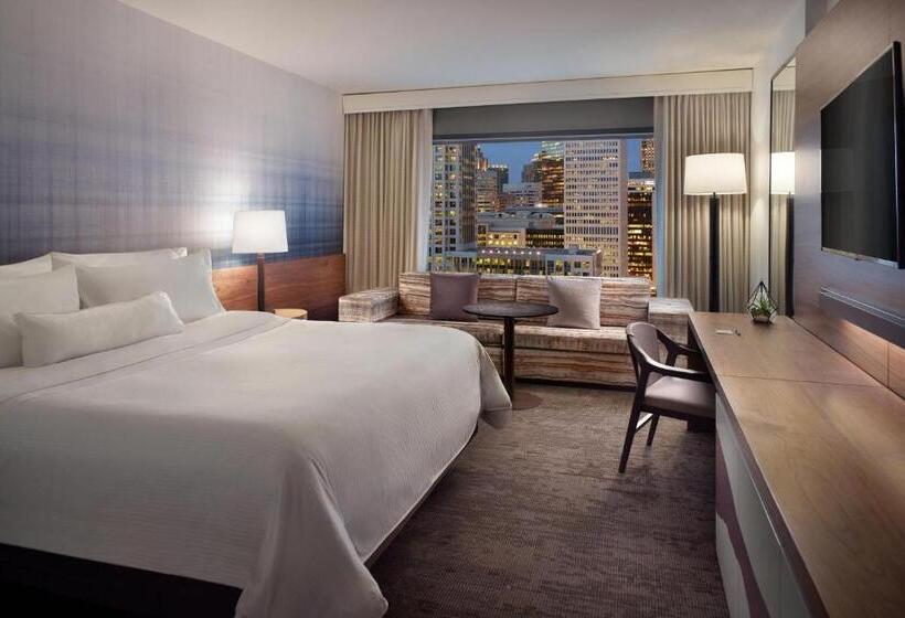 חדר סטנדרט עם מיטת קינג, The Westin Charlotte