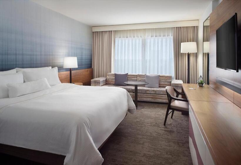 חדר סטנדרט עם מיטת קינג, The Westin Charlotte