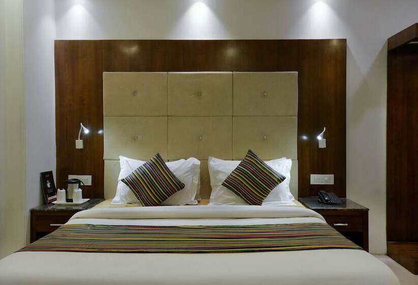 חדר דלוקס, Capital O 2242 Hotel Yuvraj Deluxe