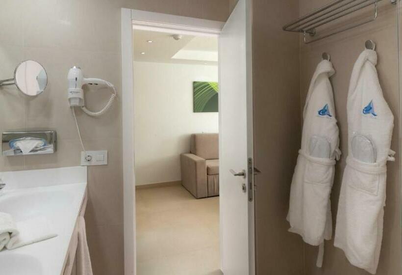 주니어 스위트 바다 전망, Marina Elite