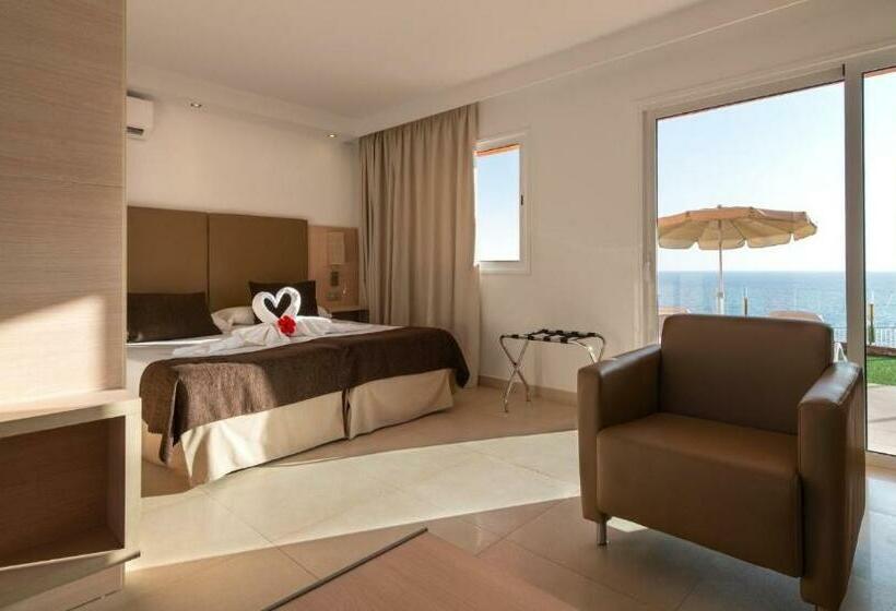 주니어 스위트 바다 전망, Marina Elite