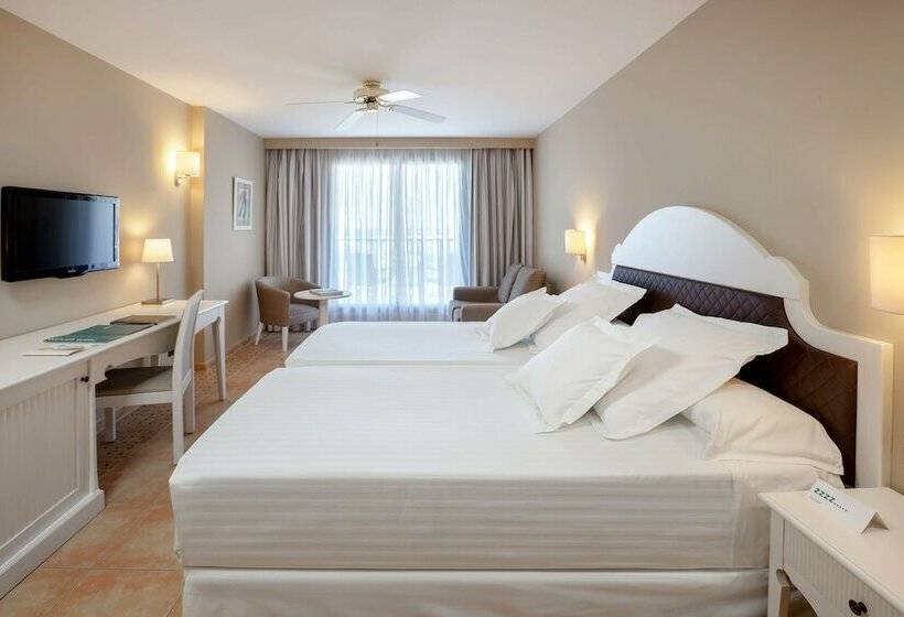 プールの見えるスーペリアルーム, Occidental Isla Cristina