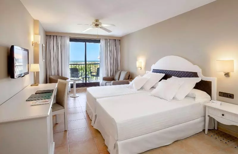 1 Bedroom Deluxe Apartment Sea View, Smy Isla Cristina