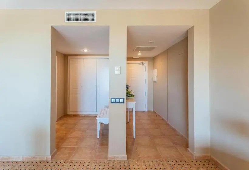 1 Bedroom Deluxe Apartment Sea View, Smy Isla Cristina