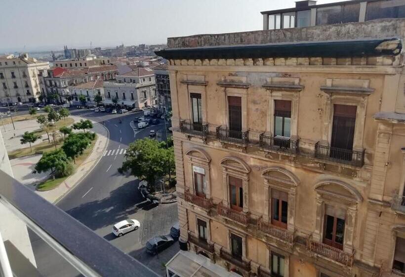 غرفة قياسية مزوَّدة بشُرفة, B&b Oblo