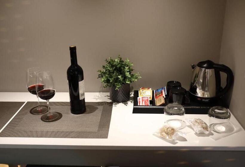 غرفة قياسية مزوَّدة بشُرفة, B&b Oblo